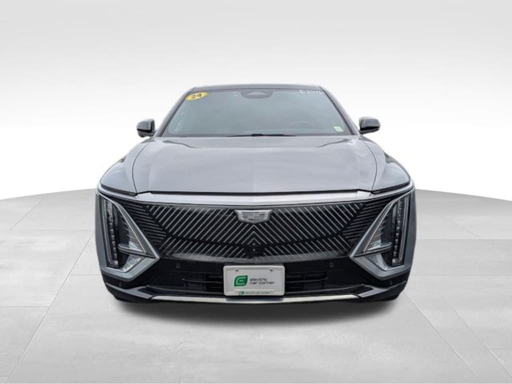Used 2024 CADILLAC Lyriq Luxury SUV
