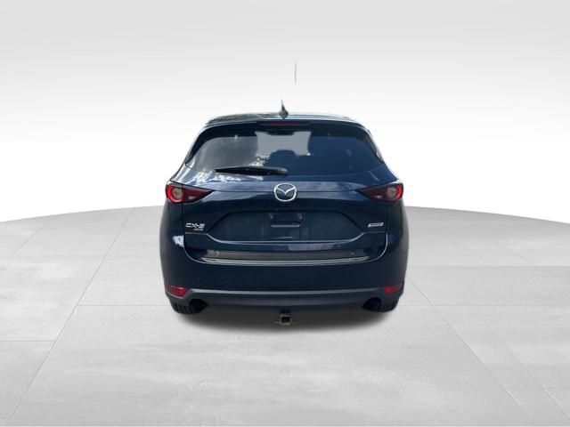 2017 Mazda CX-5 Touring photo 3