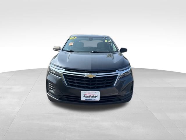 2022 Chevrolet Equinox LS photo 2