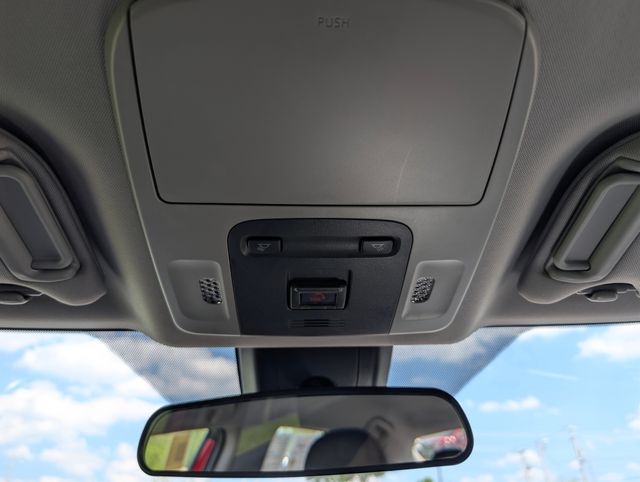 2023 Toyota Camry SE - Photo 25
