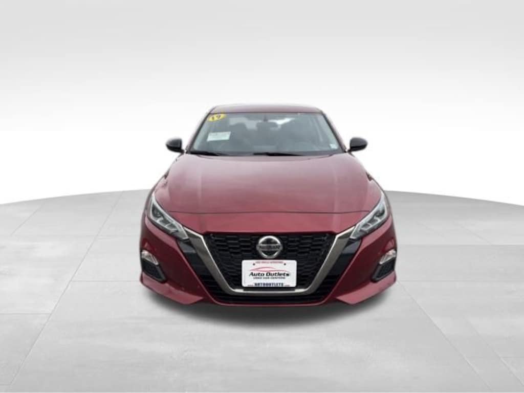 Used 2019 Nissan Altima 2.5 SR Sedan