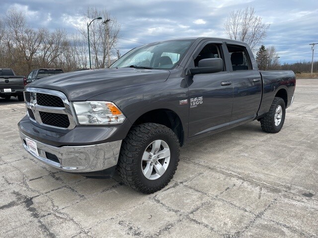 2019 Ram 1500 Classic photo 3