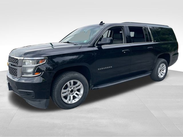 2019 Chevrolet Suburban LT photo 3