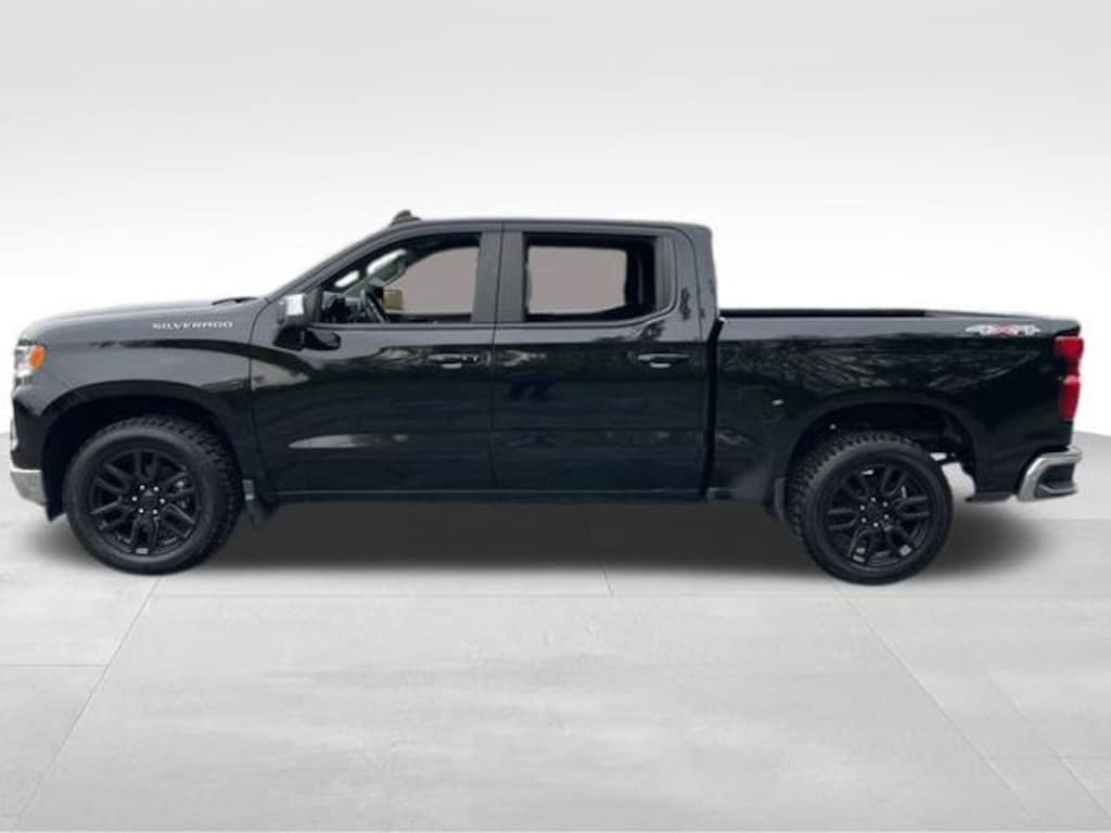 Used 2022 Chevrolet Silverado 1500 LT Truck