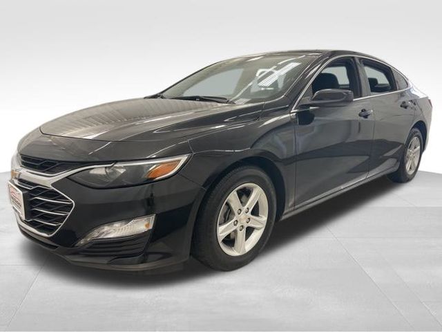 2022 Chevrolet Malibu 1LT photo 2