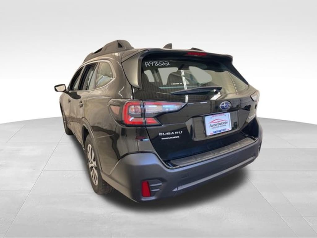 Used 2022 Subaru Outback 2.5i SUV