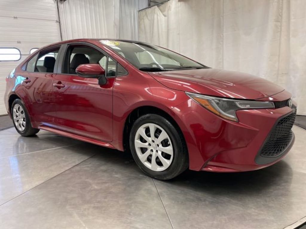 Used 2022 Toyota Corolla LE Sedan
