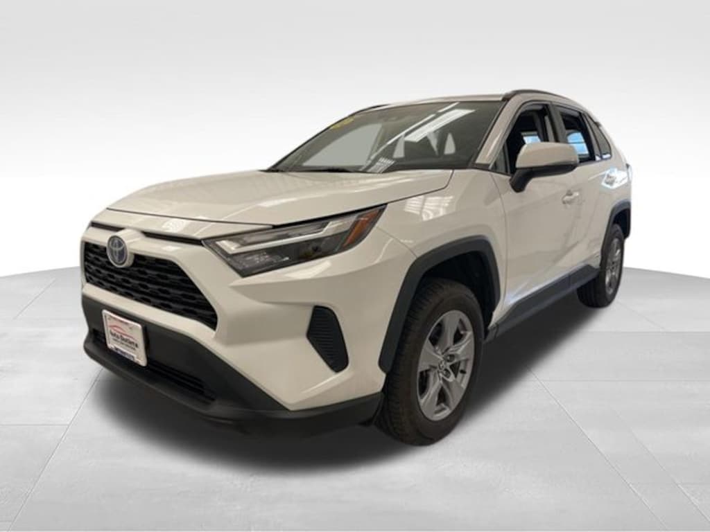 Used 2022 Toyota RAV4 Hybrid XLE SUV