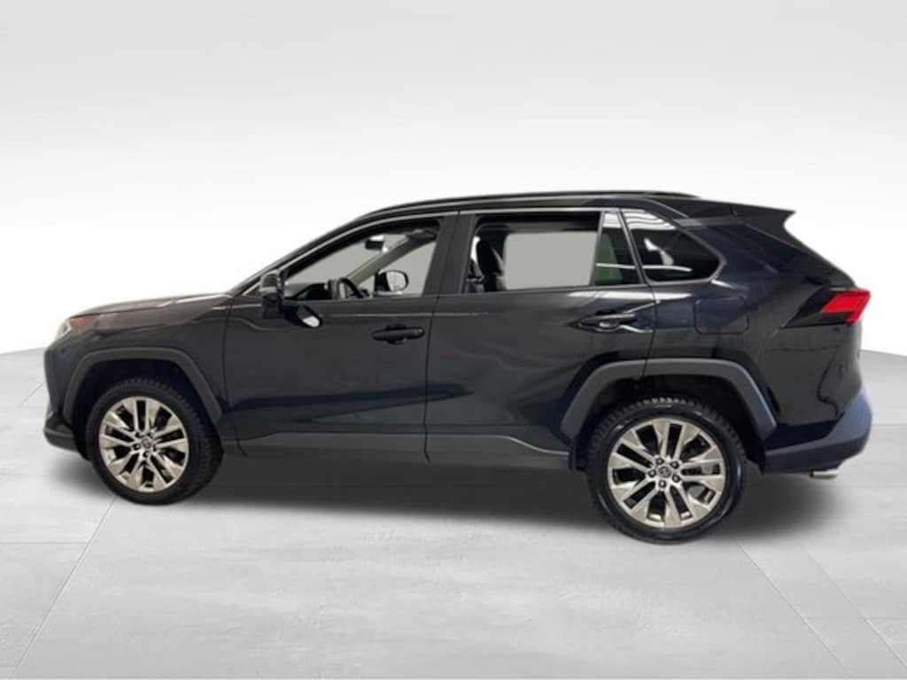 Used 2021 Toyota RAV4 XLE Premium SUV