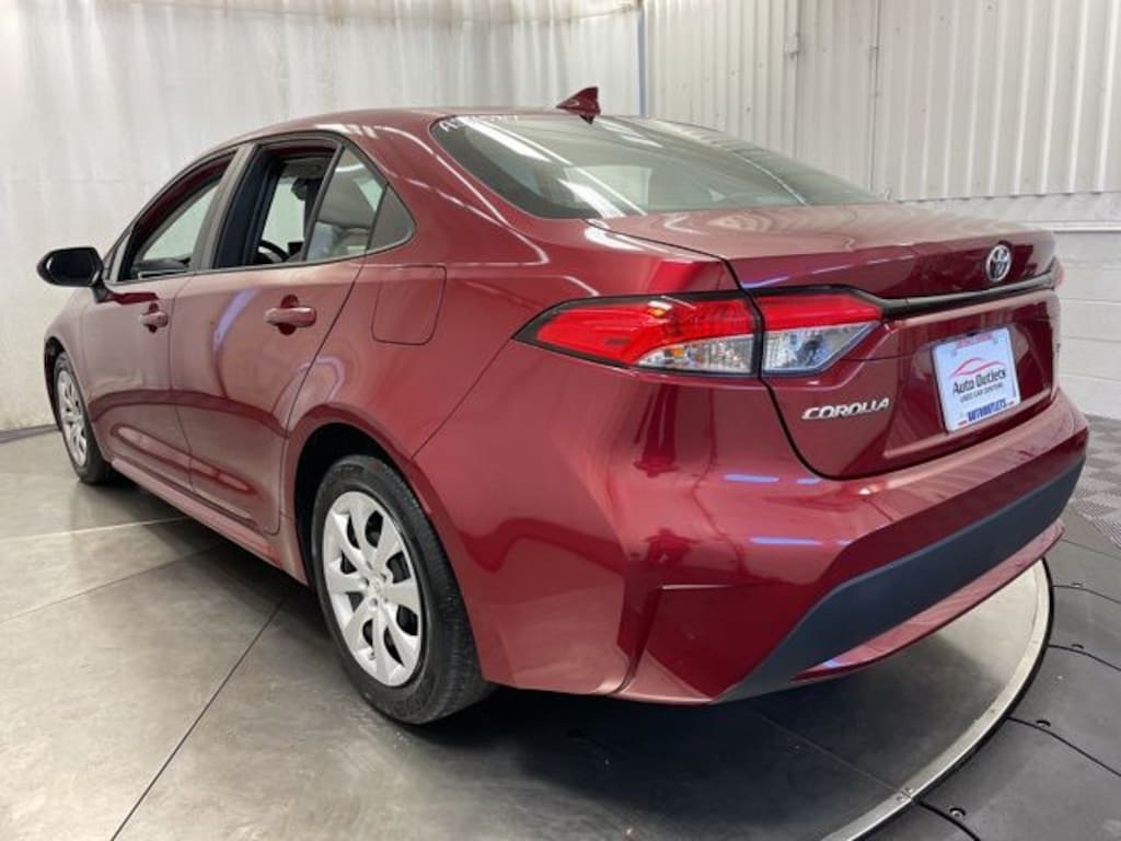 Used 2022 Toyota Corolla LE Sedan