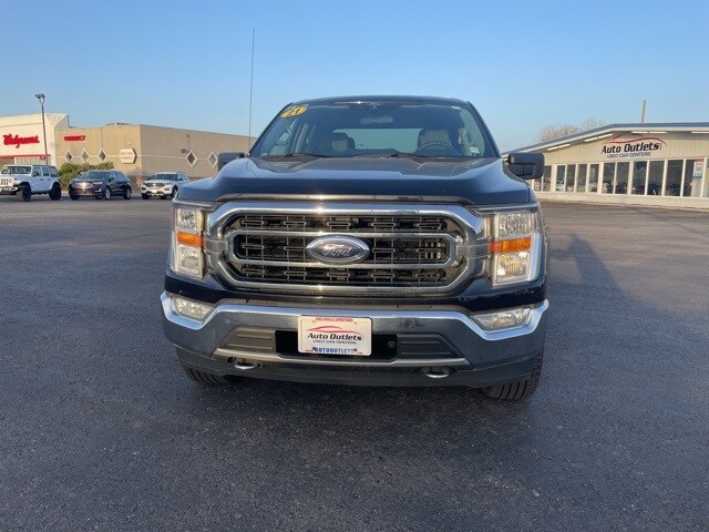 2021 Ford F-150 XLT photo 2