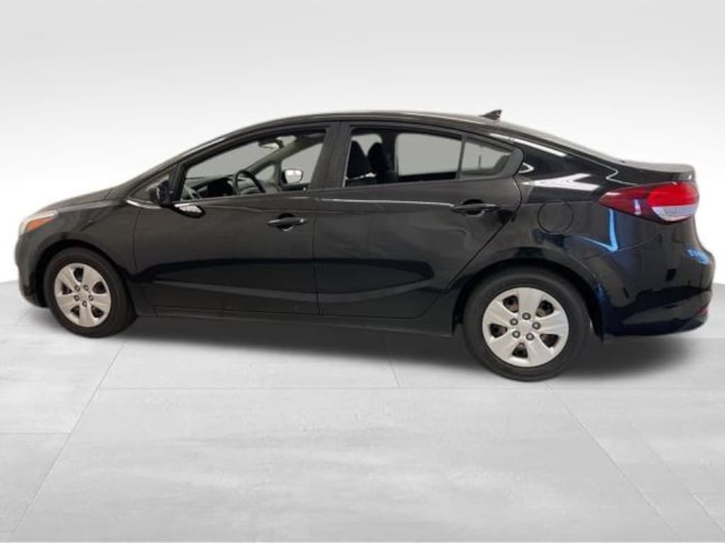 Used 2018 Kia Forte LX Sedan