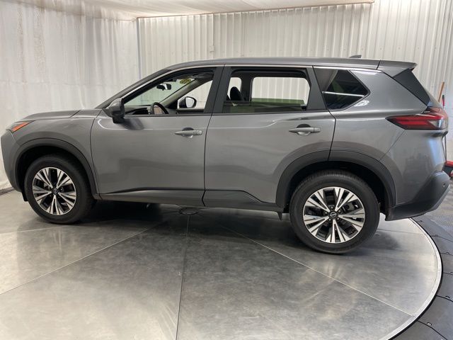 2023 Nissan Rogue SV photo 3