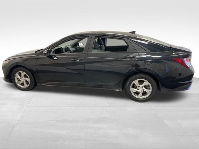2021 Hyundai Elantra SE photo 3