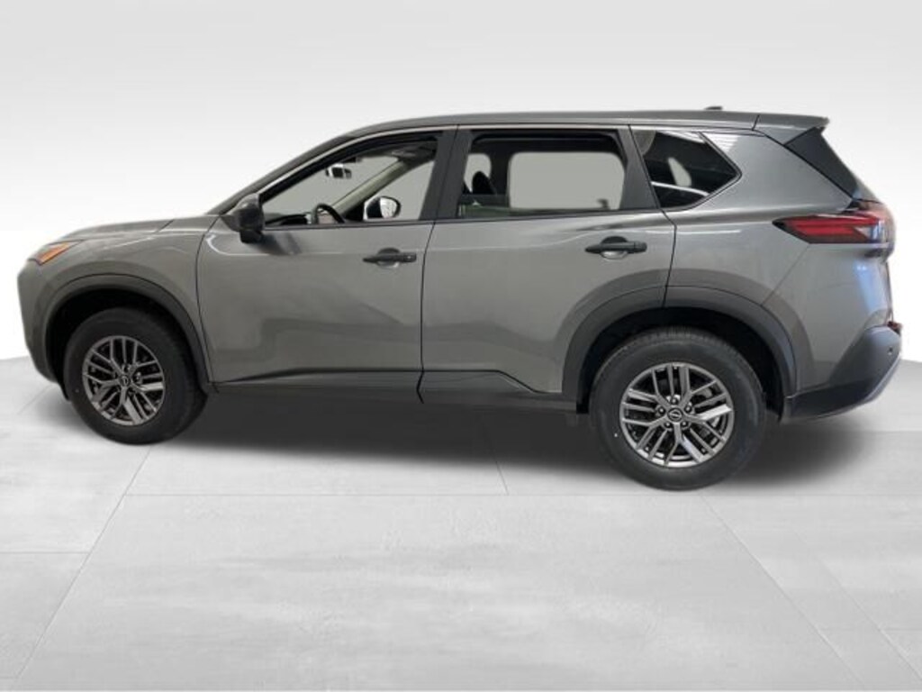 Used 2023 Nissan Rogue S SUV