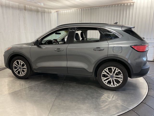 2021 Ford Escape SEL photo 3