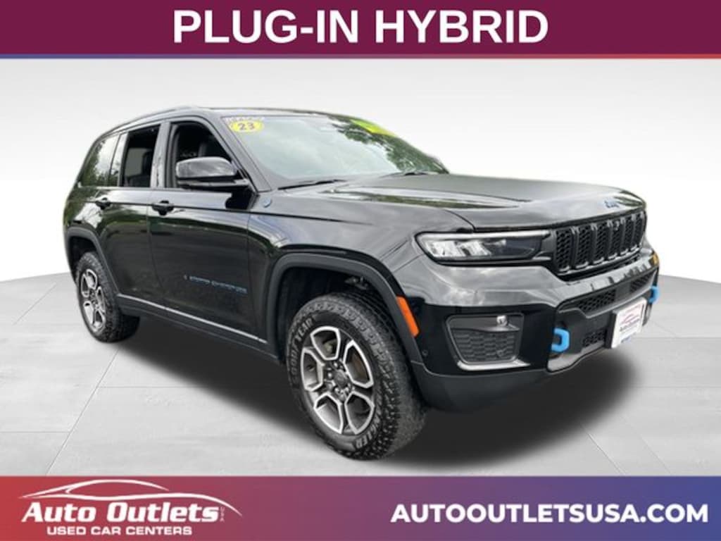 Used 2023 Jeep Grand Cherokee Trailhawk 4xe SUV