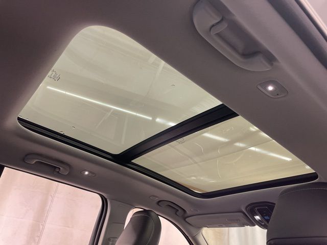 2022 Jeep Grand Cherokee Limited - Photo 16