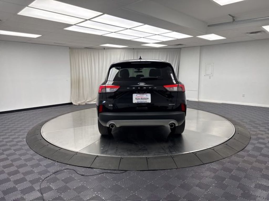 Used 2022 Ford Escape SE SUV