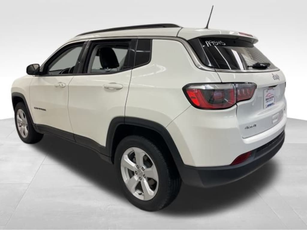 Used 2018 Jeep Compass Latitude SUV