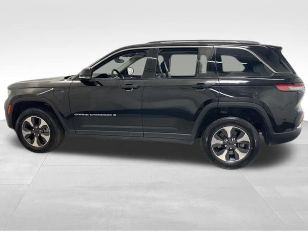 Used 2022 Jeep Grand Cherokee 4xe SUV