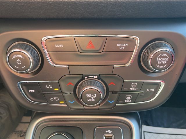 2018 Jeep Compass Latitude - Photo 24