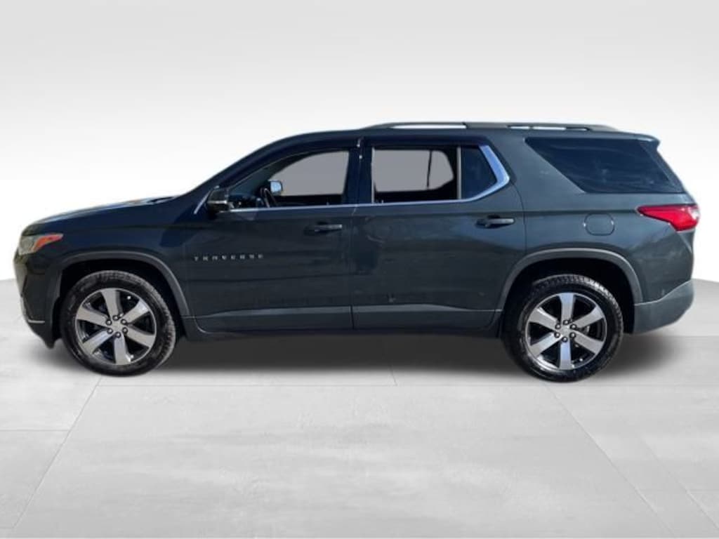 Used 2021 Chevrolet Traverse LT Leather SUV