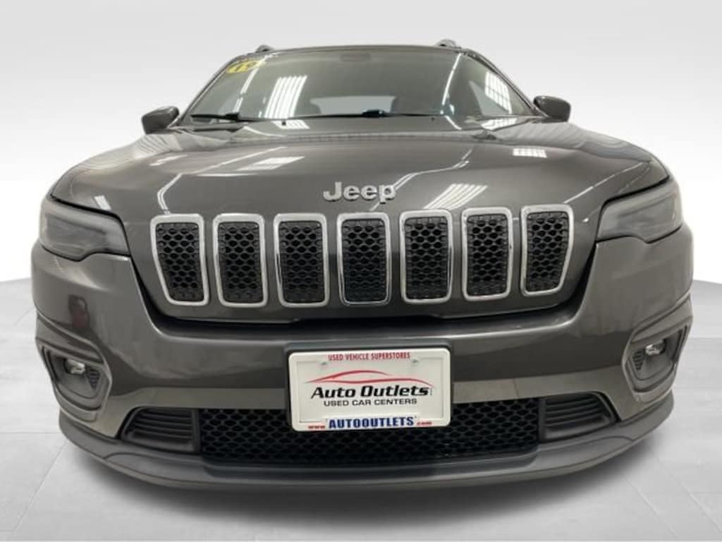 Used 2019 Jeep Cherokee Latitude Plus SUV