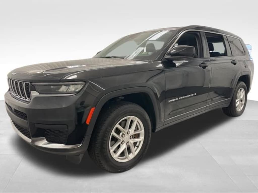 Used 2022 Jeep Grand Cherokee L Laredo SUV