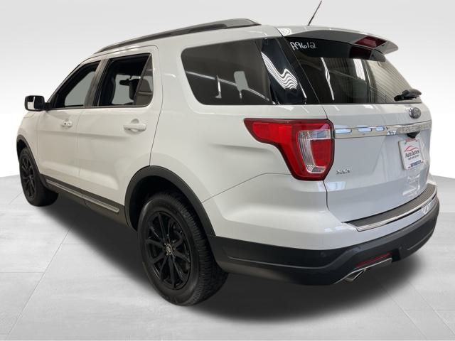 2018 Ford Explorer XLT photo 4