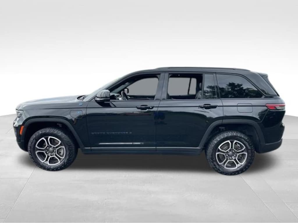 Used 2023 Jeep Grand Cherokee Trailhawk 4xe SUV