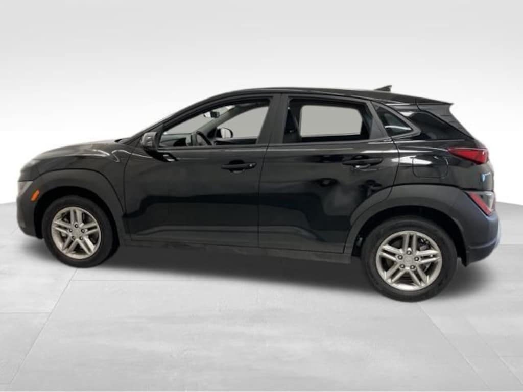Used 2023 Hyundai Kona SE SUV