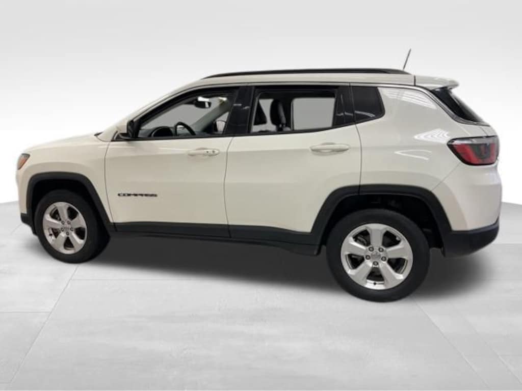 Used 2018 Jeep Compass Latitude SUV