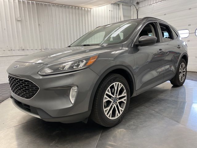 2021 Ford Escape SEL photo 2