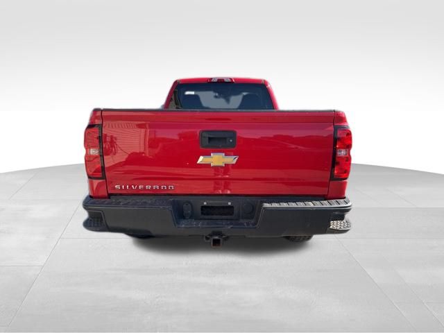 2017 Chevrolet Silverado 1500 photo 2