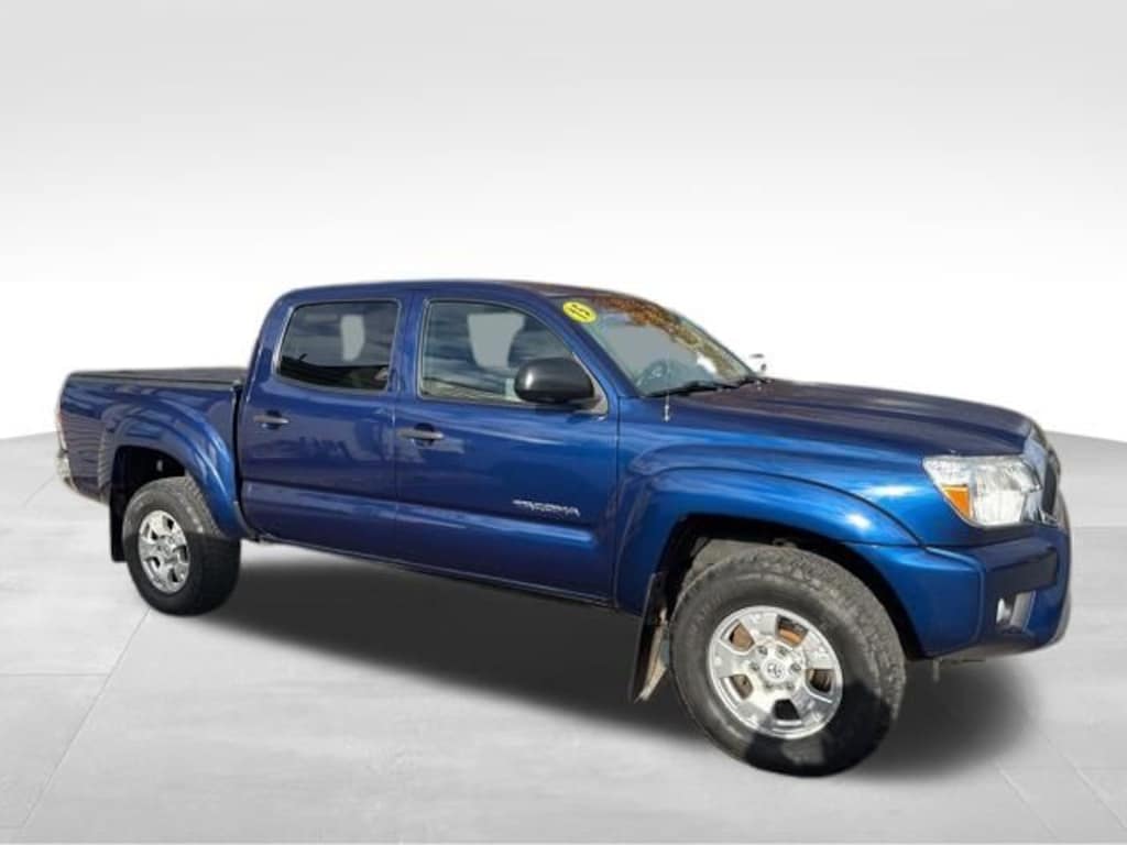 Used 2015 Toyota Tacoma Base Truck