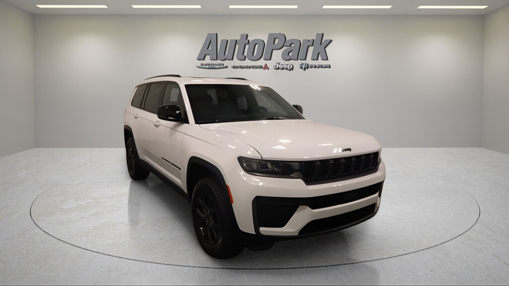 New 2027 Jeep Grand Cherokee L Laredo Sport Utility