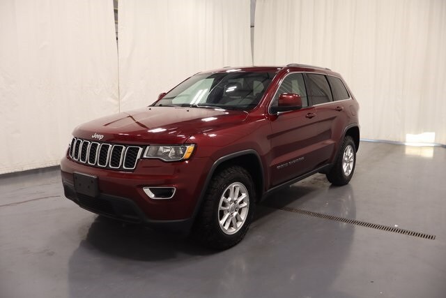 2020 Jeep Grand Cherokee Laredo E photo 3