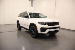 2026 Jeep Grand Cherokee Laredo Sport Utility