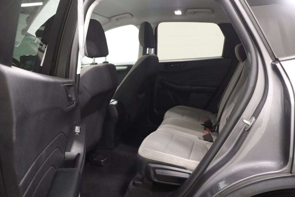 2022 Ford Escape SE - Photo 13