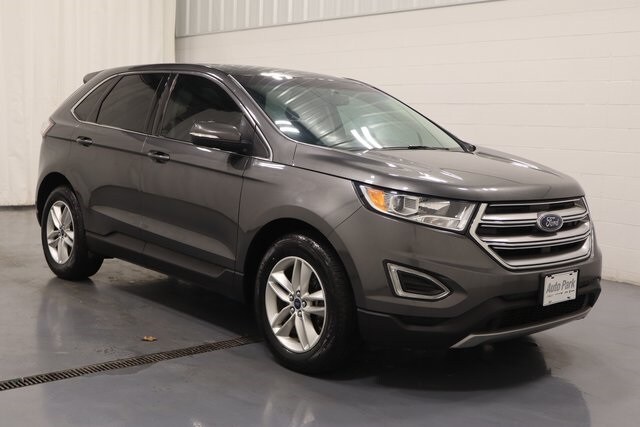2016 Ford Edge SEL photo 2