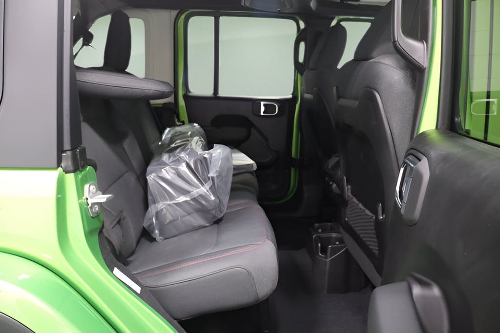 2026 Jeep Wrangler 4-Door Rubicon - Photo 17