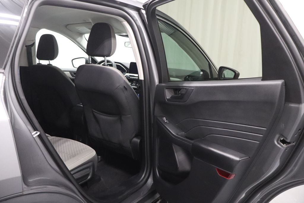 2022 Ford Escape SE - Photo 16