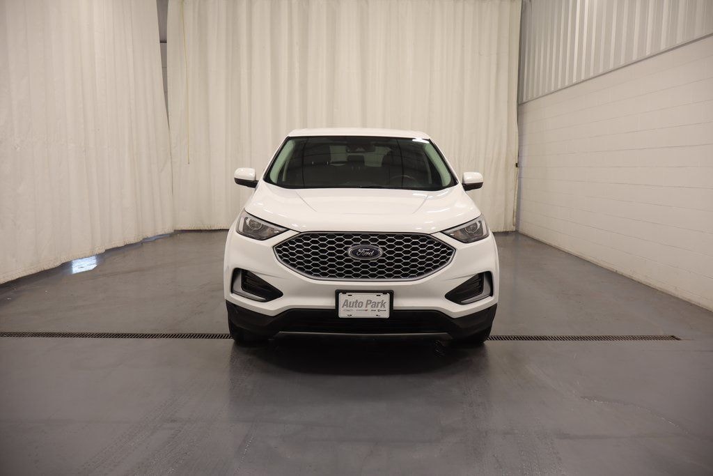Certified 2024 Ford Edge SUV