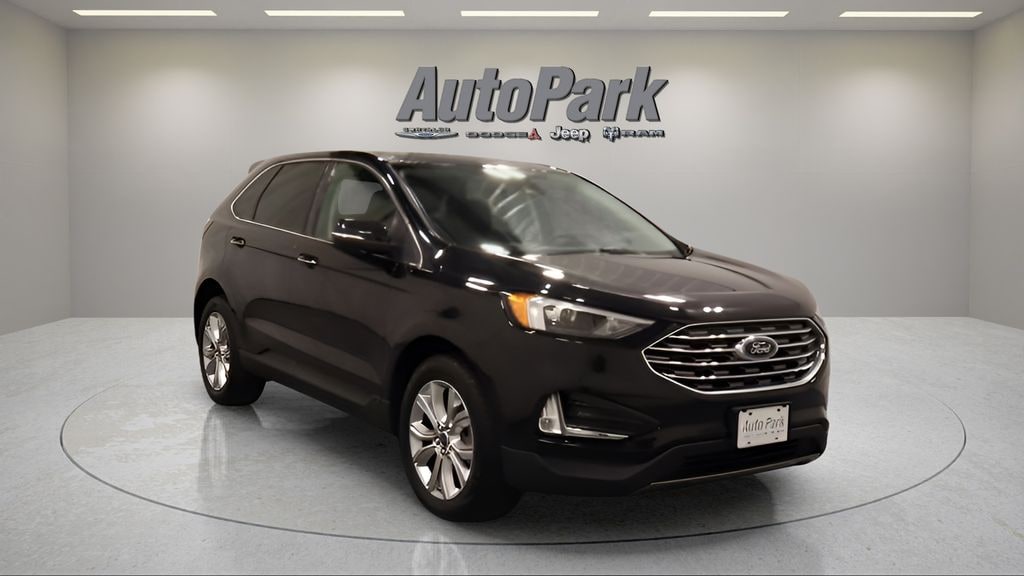 Certified 2022 Ford Edge Titanium SUV