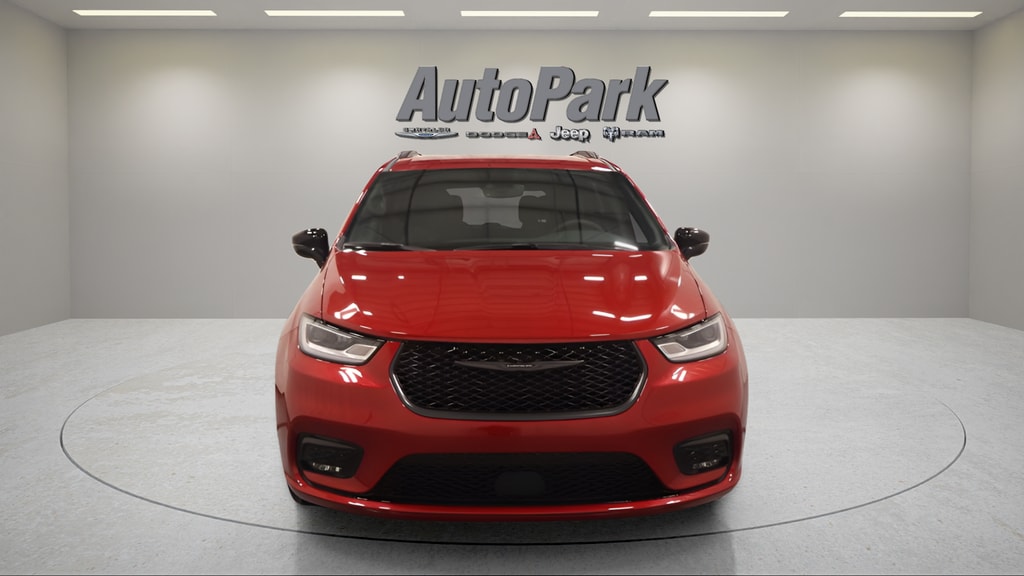 New 2026 Chrysler Pacifica Select Passenger Van