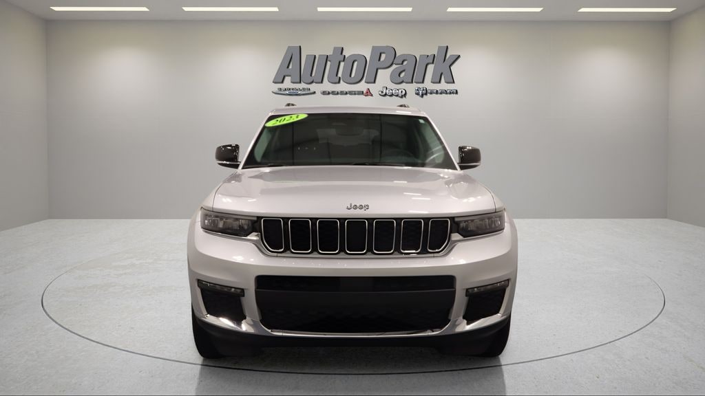 Used 2023 Jeep Grand Cherokee Limited SUV