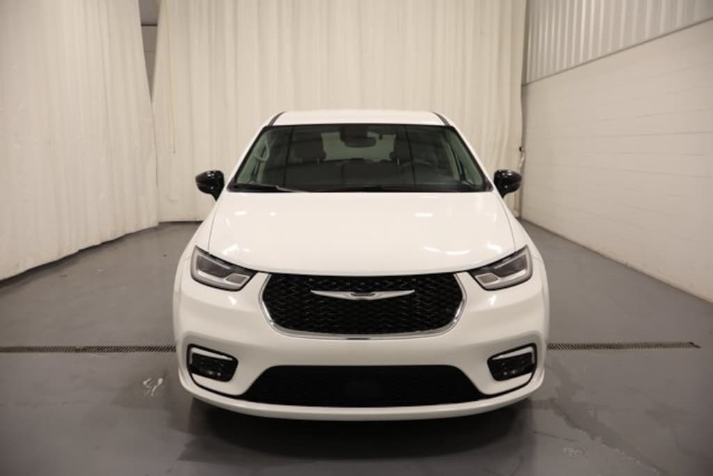 Certified 2024 Chrysler Pacifica Touring L Van Passenger Van