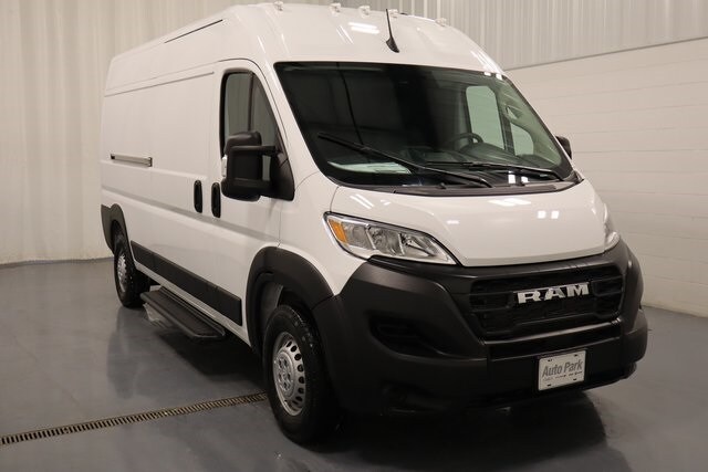 2025 Ram ProMaster 2500 photo 2