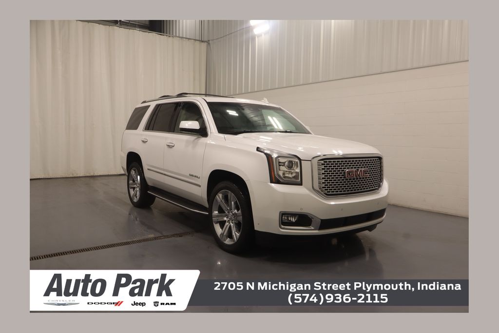 2017 GMC Yukon 4WD Denali's photo